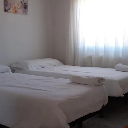 El Mirador Apartment *